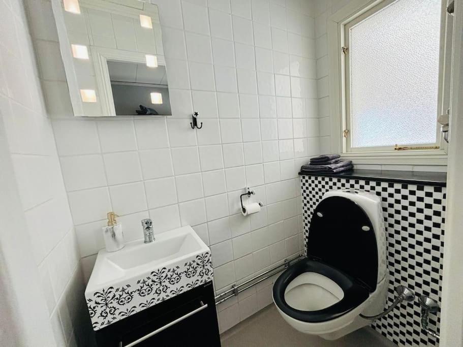3Bdr Close To Nature A Beautiful Home Lake Nearby أوبسالا المظهر الخارجي الصورة